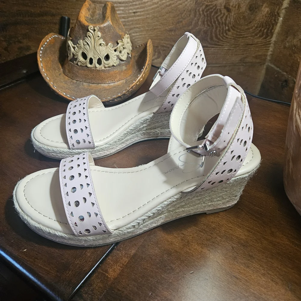 Jessica Simpson Light Pink Sandals💗